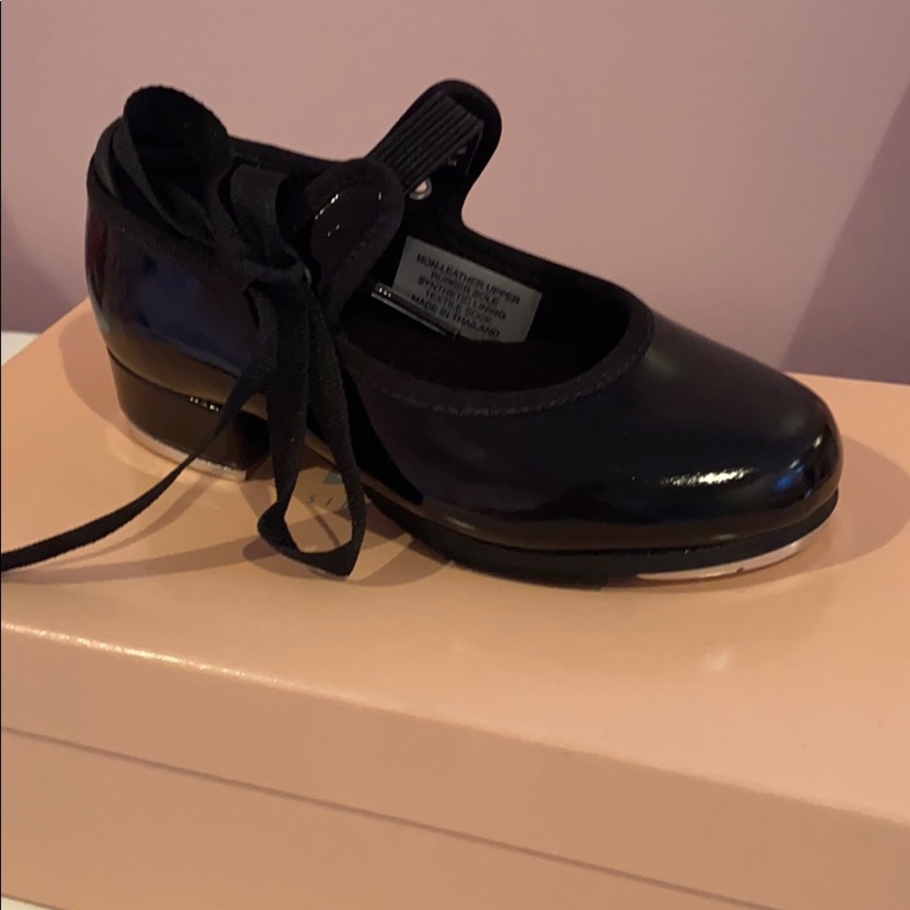 Tap shoes